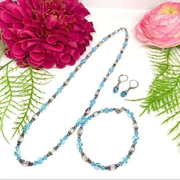 VINTAGE⚜️STERLING SILVER Austrian Crystal Necklace, Bracelet & Earrings Set - Picture 6 of 13